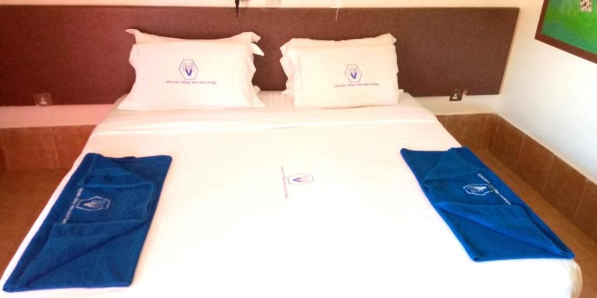 Miryams Village Inn Safari Lodge Sultan Hamud 외부 사진